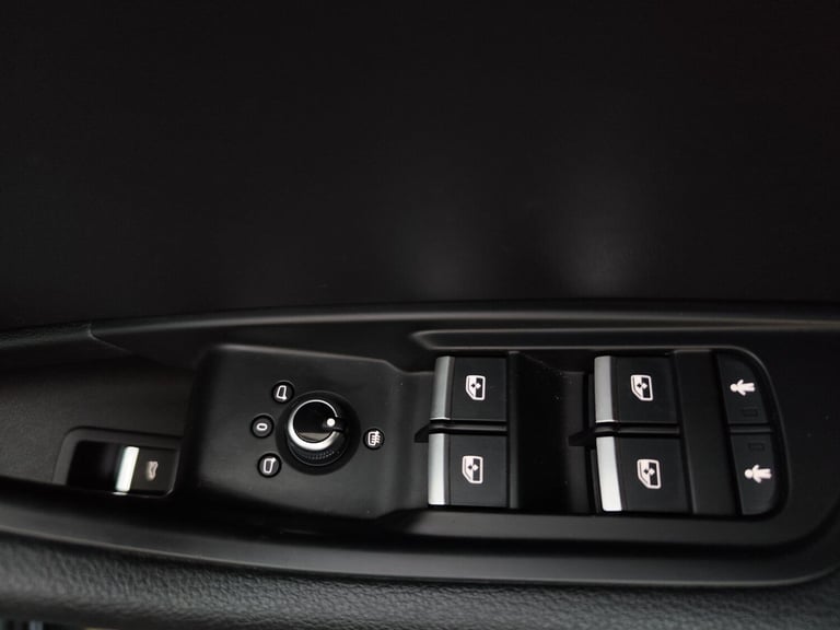 2016 Audi A4 2.0 TDI 190 S Line 5dr S Tronic ESTATE DIESEL Automatic