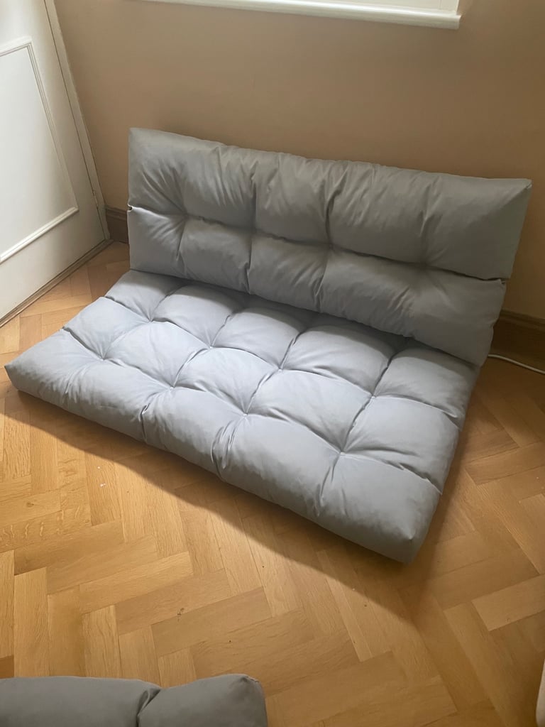 light grey Gardenista bench cushions