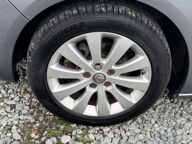 2017 Vauxhall Zafira Tourer 1.4 Zafira Tourer Design T 5dr MPV Petrol Manual