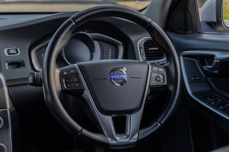 VOLVO S60 2014 Silver Automatic