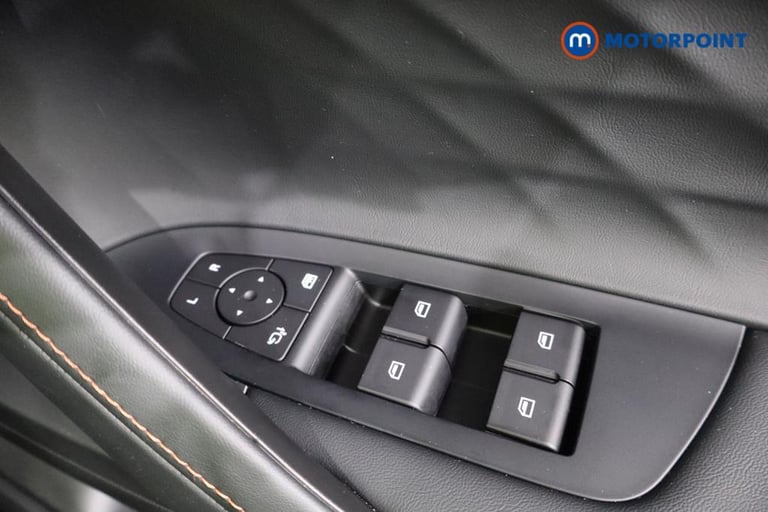 2025 MG MG HS 1.5 T-GDI Trophy 5dr DCT SUV Petrol Automatic