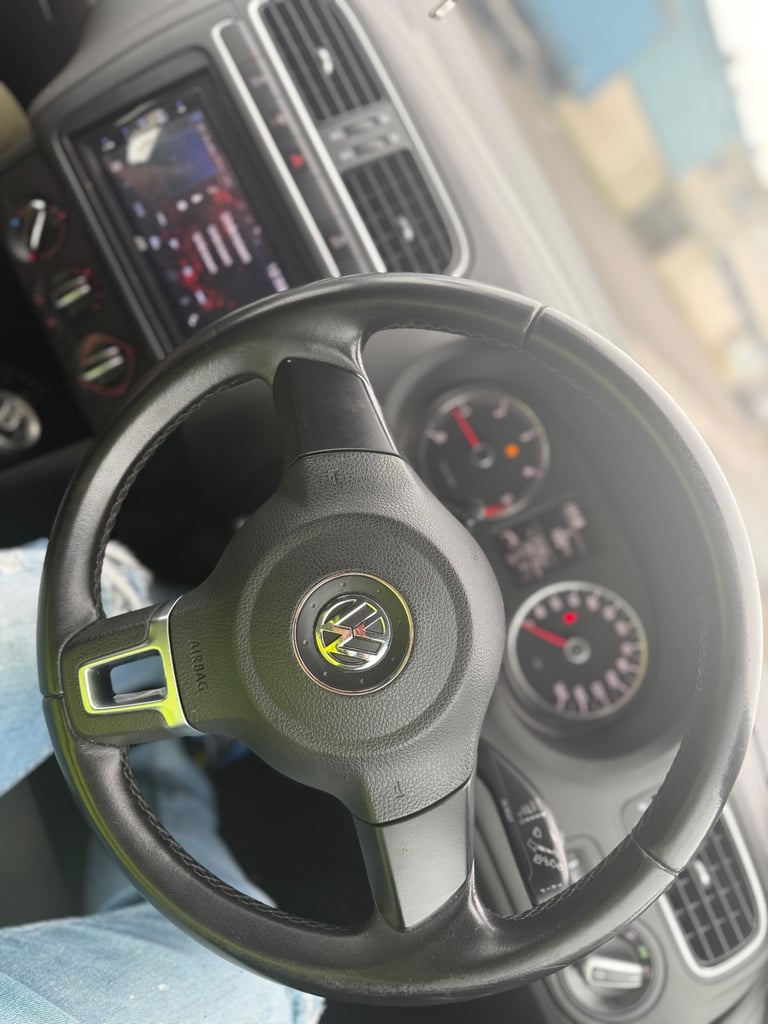 Volkswagen, POLO, Hatchback, 2012, Manual, 1199 (cc), 5 doors