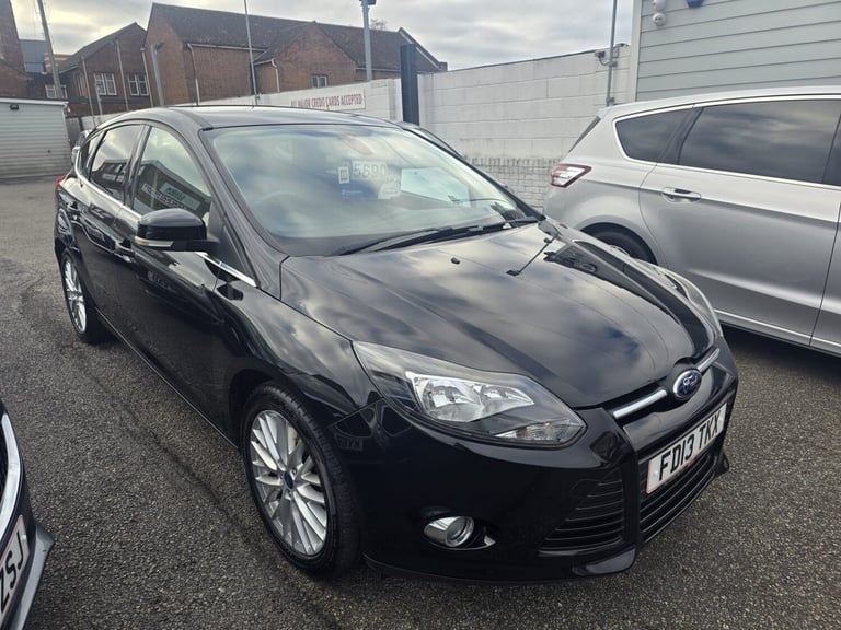 2013 Ford Focus 1.6 Zetec 5dr HATCHBACK Petrol Manual