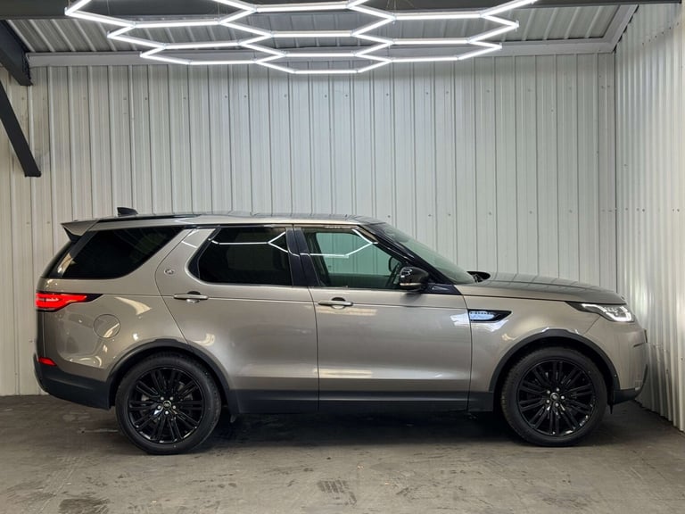 2017 Land Rover Discovery 3.0 Discovery Luxury HSE TD6 Auto 4WD 5dr SUV Diesel Automatic