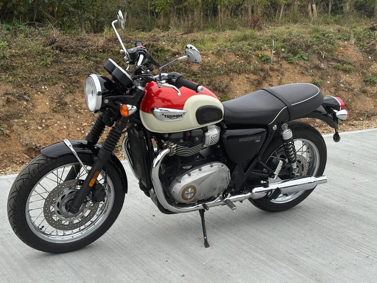 Triumph T100 Bonneville 900cc Bonne T 100