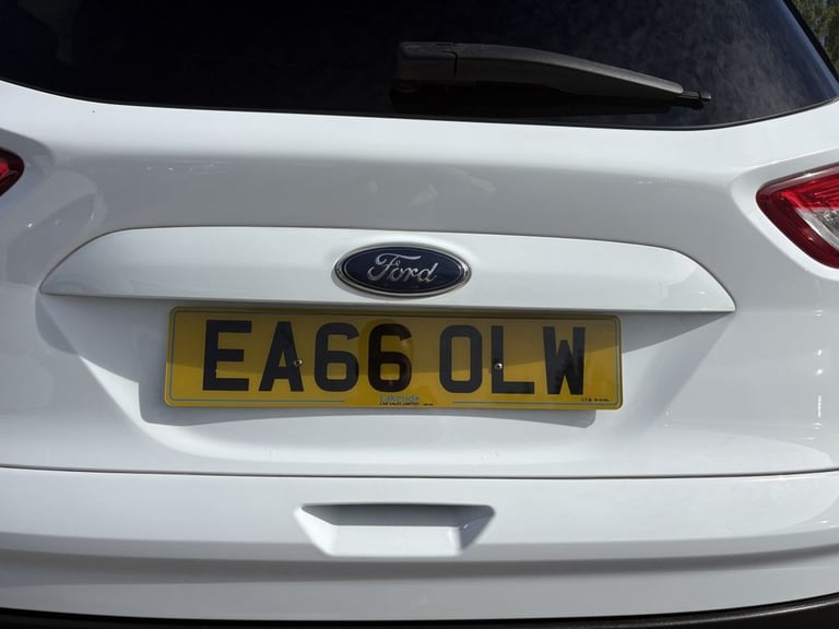 2016 Ford Kuga 2.0 TDCi Titanium SUV 5dr Diesel Manual 2WD Euro 6 (s/s) (150 ps) HATCHBACK Diesel...