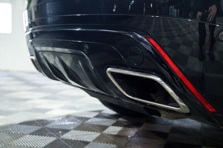 2019 Land Rover Range Rover Velar 3.0 D300 R-Dynamic HSE SUV 5dr Diesel Auto 4WD Euro 6 (s/s) (30...