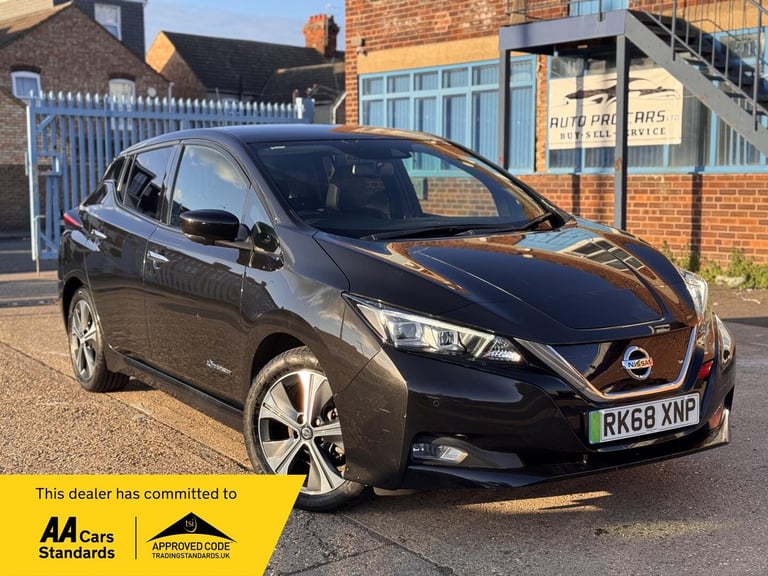 2018 Nissan Leaf Hatchback (2017 - ) Hatchback Electric Automatic
