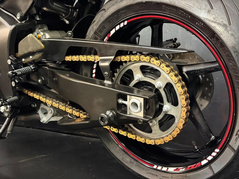 2014 Yamaha R1 1000