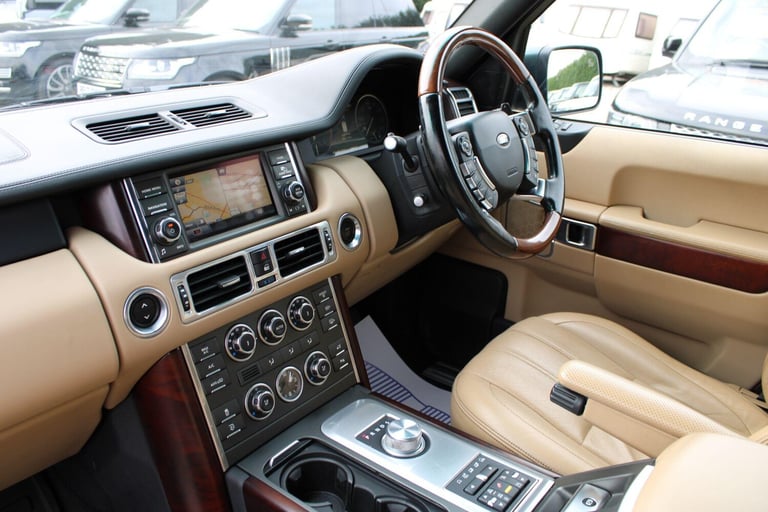 2010 Land Rover Range Rover 4.4 TD V8 Vogue SE Auto 4WD Euro 5 5dr ESTATE Diesel Automatic