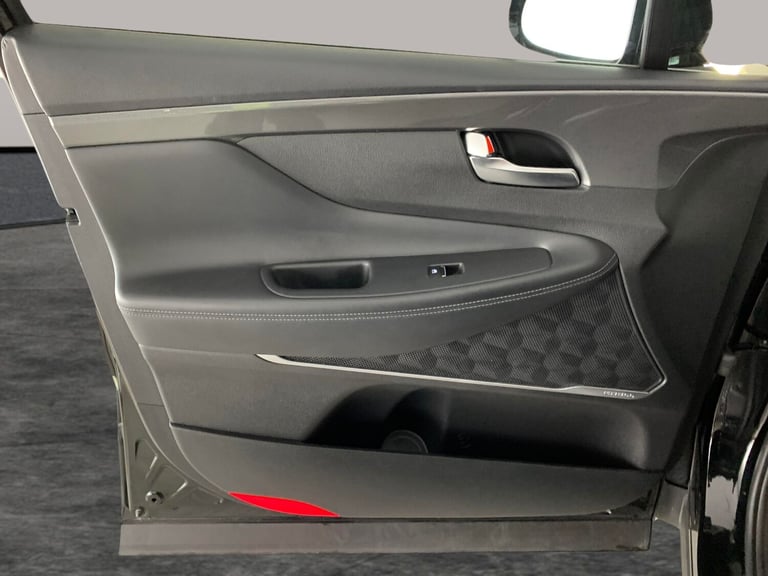 2022 Hyundai Santa Fe 1.6 TGDi Hybrid Premium 5dr 4WD Auto ESTATE PETROL/ELECTRIC Automatic