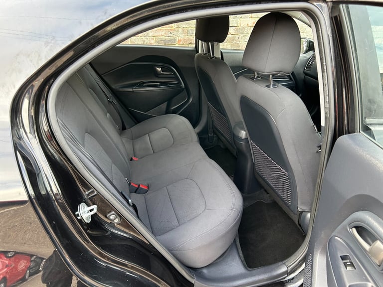 2011 Kia Rio 1.4 2 Hatchback 5dr Petrol Manual Euro 5 (107 bhp) Petrol