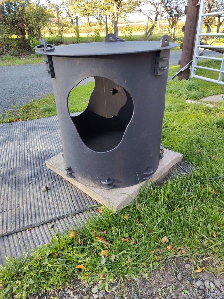 Solway Hay Feeder