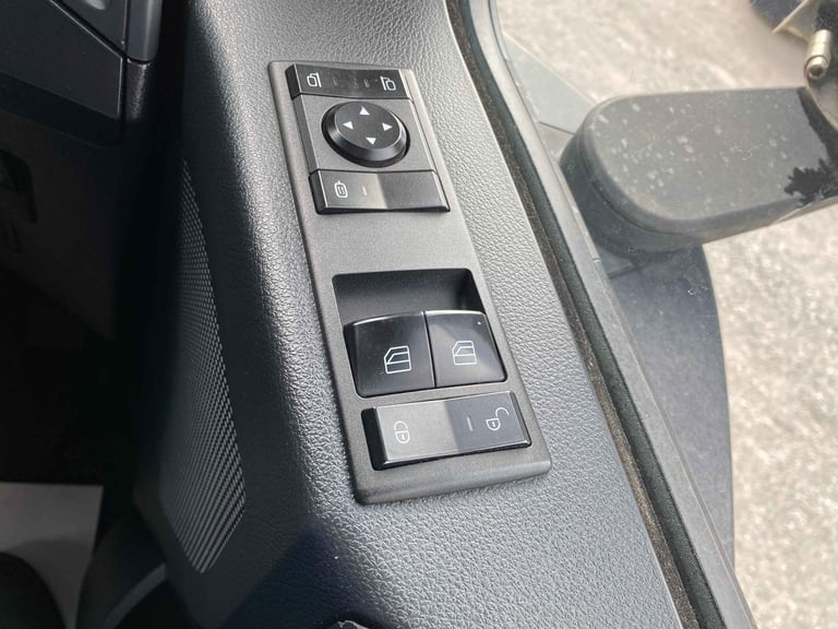 MERCEDES AROCS 1824 *EURO 6* 18 TONNE DOUBLE DECK CURTAINSIDER 2019 – FJ19 NFE