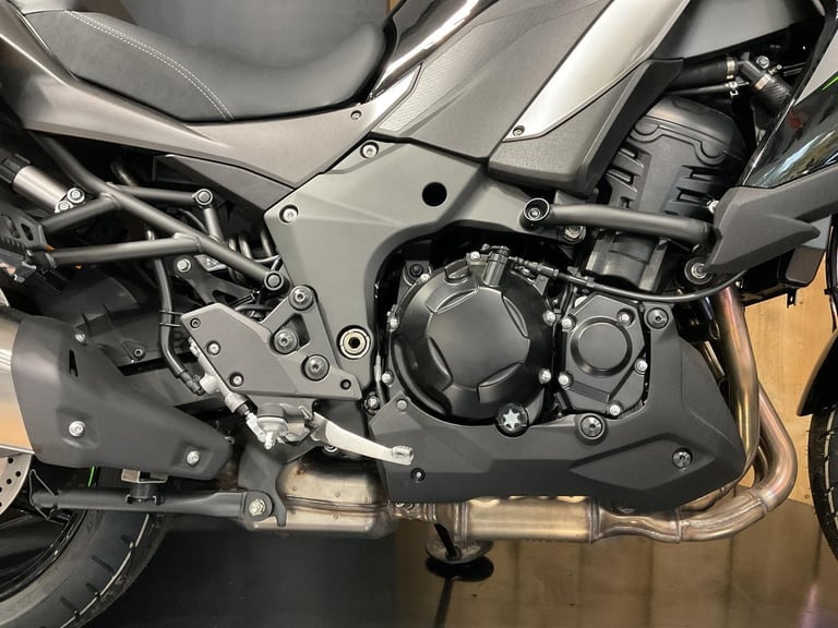Kawasaki Versys 1100 2025 Brand New! Last 1! FREE TOURING KIT! FREE UK DELIVERY!