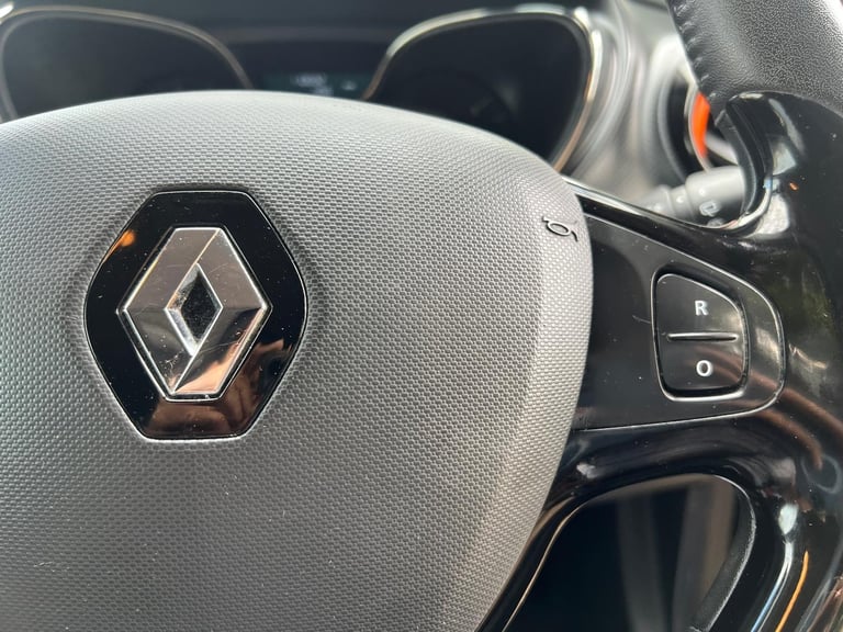 2014 Renault Captur 1.5 dCi 90 Dynamique S MediaNav Energy 5dr HATCHBACK Diesel Manual