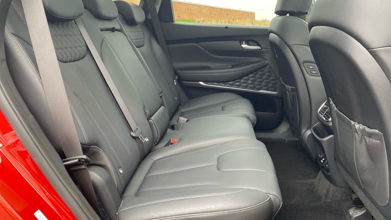 2019 Hyundai Santa Fe 2.2 CRDi Premium SE 5dr 4WD Auto ESTATE DIESEL Automatic