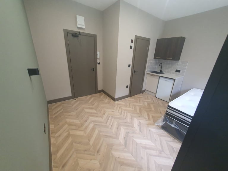 BENEFITS ACCEPTED - Studio Flat Available in Surrey Spelthorne TW17
