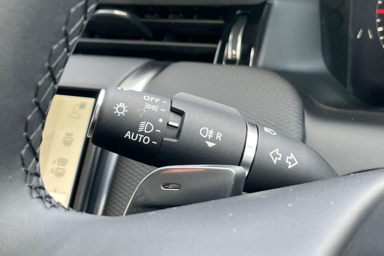 2025 Land Rover Discovery Sport 1.5 P270e 12.17kWh Dynamic SE SUV 5dr Petrol Plug-in Hybrid Auto ...