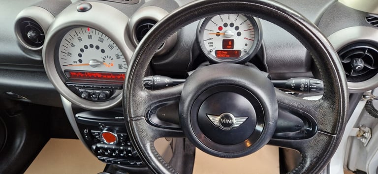 2012 MINI Countryman 1.6 One 5dr HATCHBACK Petrol Manual