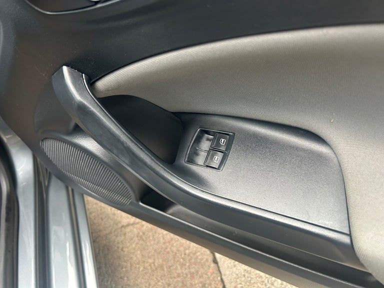 2015 SEAT Ibiza 1.4 Toca 3dr HATCHBACK Petrol Manual