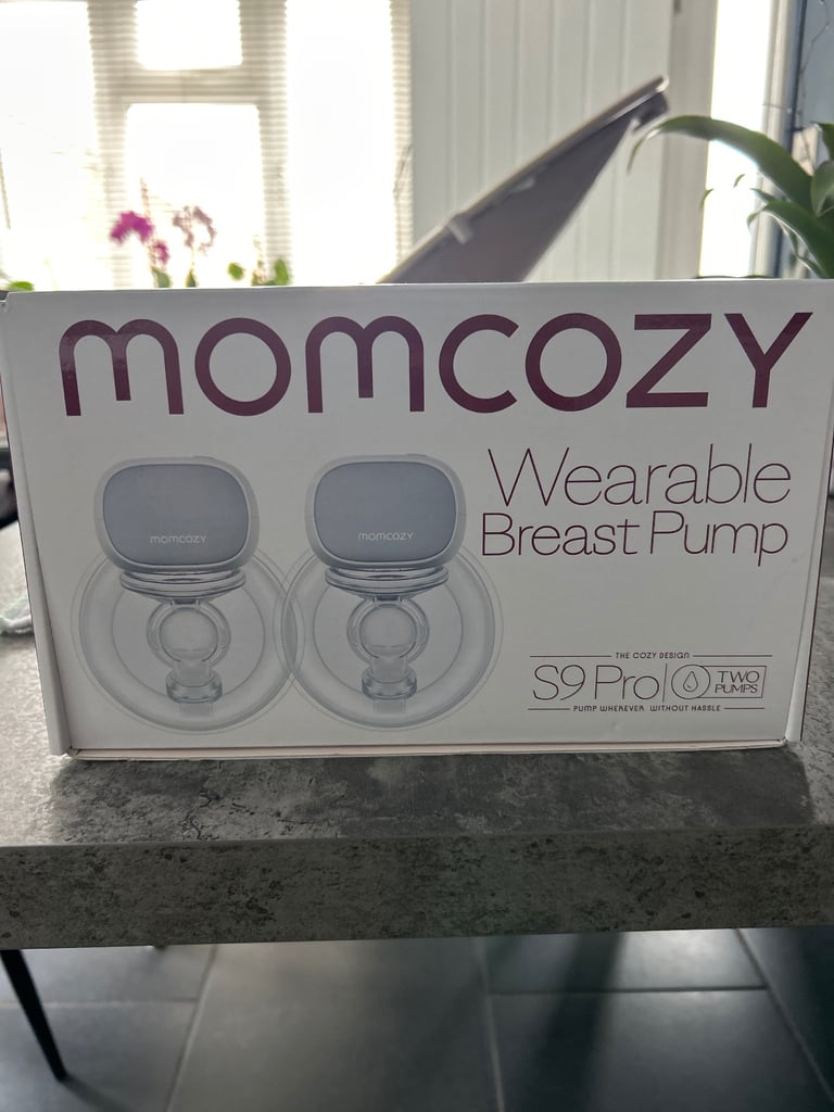 Momcozy Double Electric Breast Pump - Excellent Condition