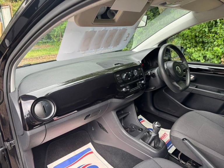 2014 Volkswagen up! 1.0 BlueMotion Tech Move up Hatchback Petrol Manual