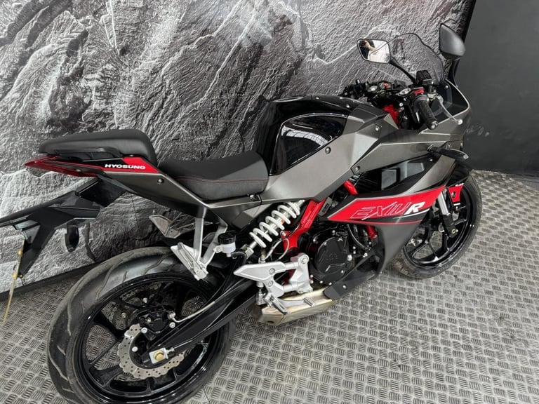 HYOSUNG GD250R GD 250 R 2016