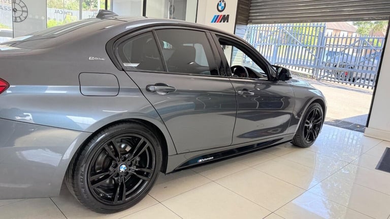 2018 BMW 3 Series 330e M Sport 4dr Step Auto SALOON PETROL/ELECTRIC Automatic
