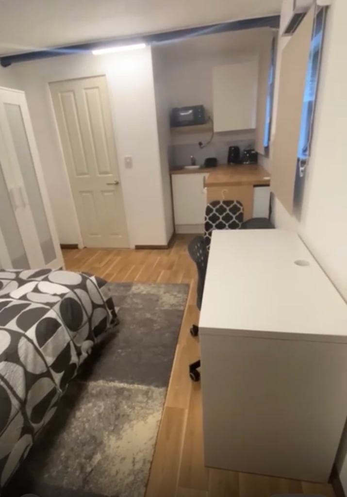 Room available 