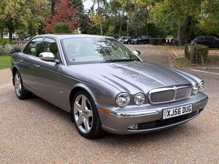image for 2007 Jaguar XJ 2.7 XJ Executive TDVi Auto 4dr Saloon Diesel Automatic