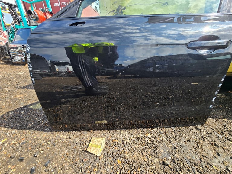 AUDI A4 Avant B9.5 Facelift SINGLE Front Door Black Breaking Parts