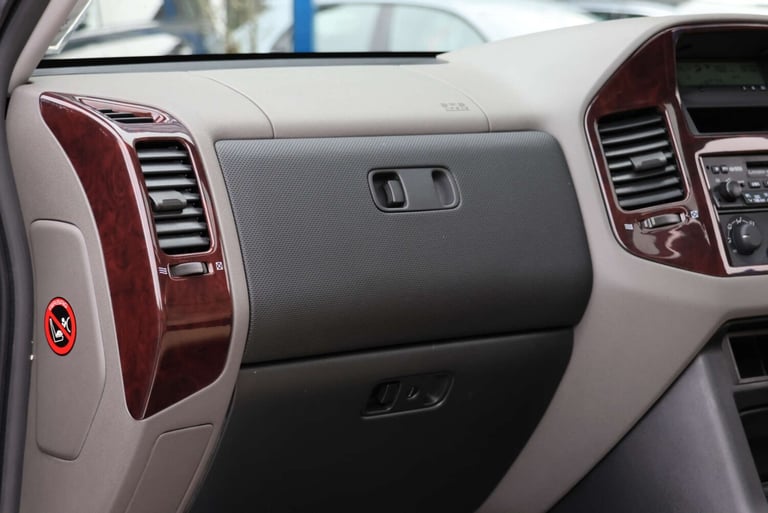 1995 Mitsubishi Shogun 3.5 V6 GDI GLS 3dr Auto ESTATE PETROL Automatic