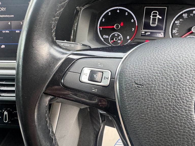 VOLKSWAGEN POLO 1.0 SE 2018