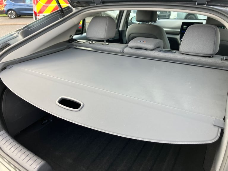 2022 Hyundai IONIQ 1.6 GDi Hybrid Premium 5dr DCT Hatchback PETROL/ELECTRIC Automatic