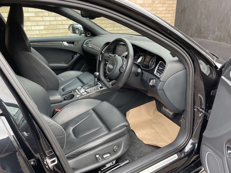 2014 Audi A4 4.2 RS 4 FSI Quattro Auto 4WD 5dr Estate Petrol Automatic