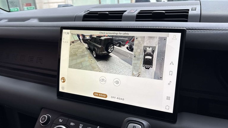 2024 Land Rover Defender 3.0 D250 X-Dynamic HSE 90 3dr Auto ESTATE DIESEL Automatic