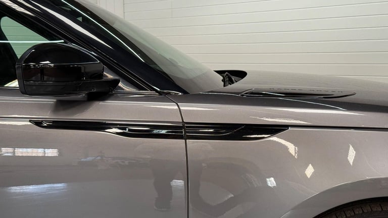2019 Land Rover Range Rover Velar 2.0 D240 R-Dynamic HSE 5dr Auto ESTATE DIESEL Automatic
