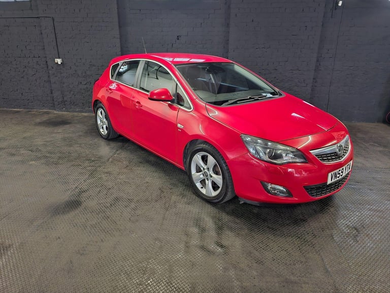Vauxhall Astra 1.7 CDTi SRi Euro 5 5dr Diesel Manual - Image 8