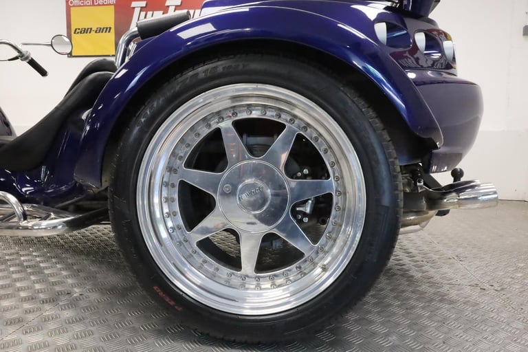 Rewaco RF1-GT Grand Tourer Trike 2006