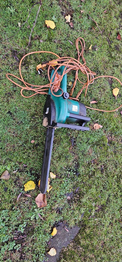image for Electric chainsaw