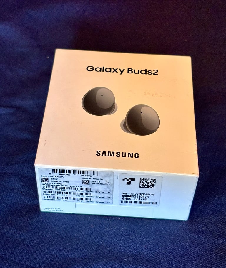 New seal box Samsung Galaxy Buds 2 Earbuds earphones