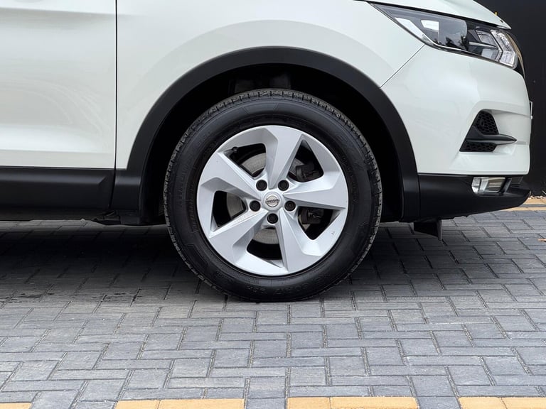 2019 Nissan Qashqai 1.3 DIG-T Acenta Premium Euro 6 (s/s) 5dr HATCHBACK Petrol Manual