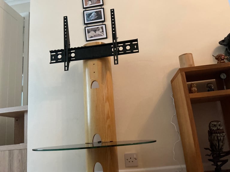 TV Stand - Brand new