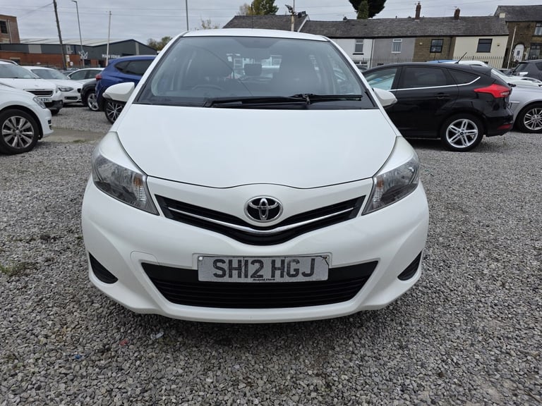 TOYOTA YARIS 1.3 Dual VVT-i TR 2012