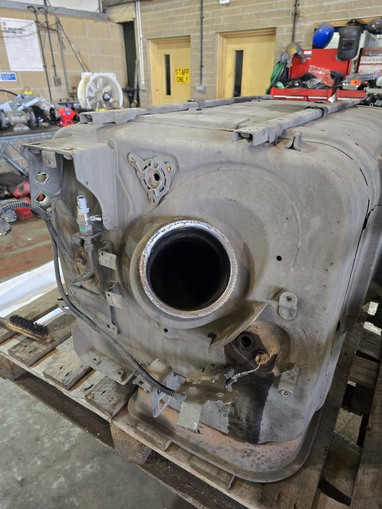 Mercedes Actos 2018 exhaust system
