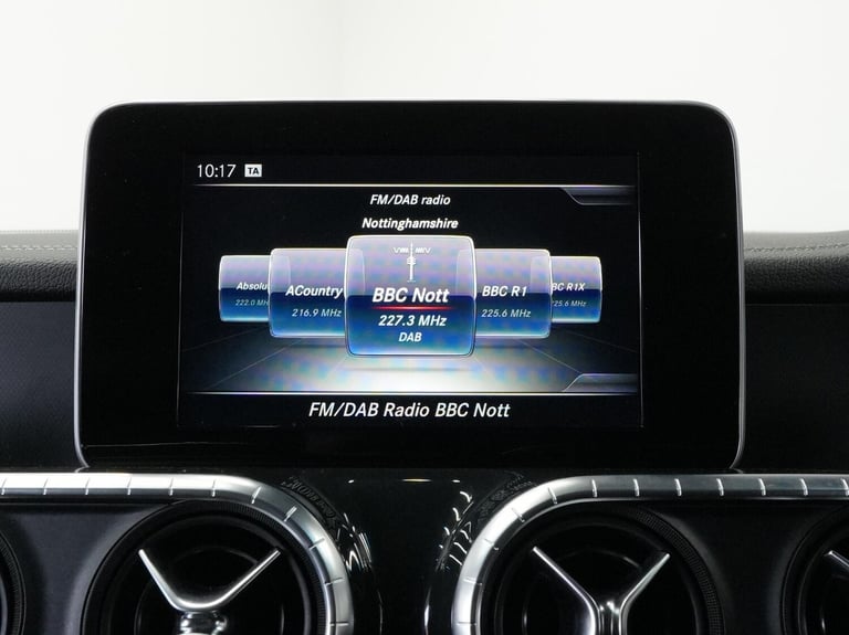  Mercedes-Benz X-Class 2.3 CDI Power Auto 4MATIC Euro 6 4dr Diesel Automatic