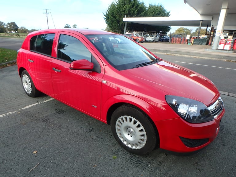image for 2009 Vauxhall Astra 1.4i 16V Life 5dr....Only 43941 Miles HATCHBACK Petrol Manual