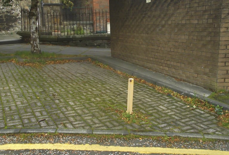 image for PARKING SPACE DEAN VILLAGE -- CLOSE TO EDINBURGH CITY -- £90 p.m.
