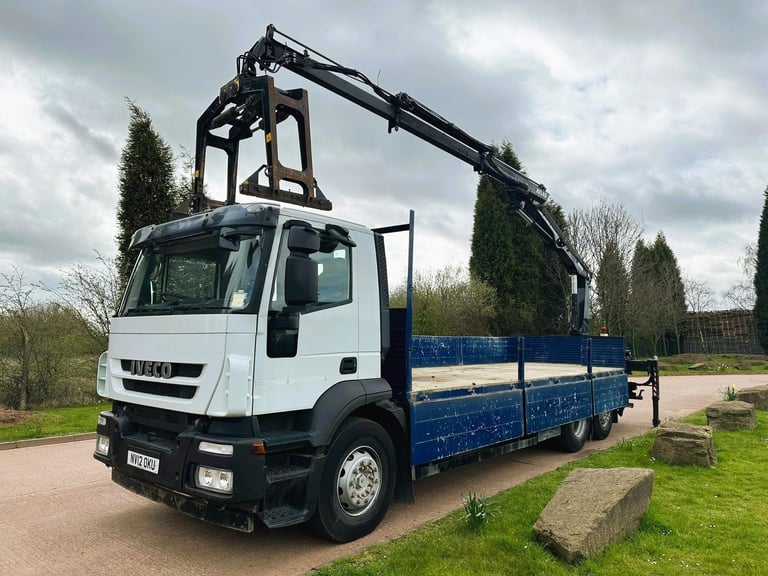 IVECO STRALIS 310 2012 (12) 6X2 REAR LIFT STEER DROPSIDE, ATLAS REMOTE CRANE